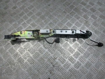 KNOFLÍKY KRYT ZADNÍ CLONA (KRYT) VW PASSAT B5 FL 00-05R 3B5827297