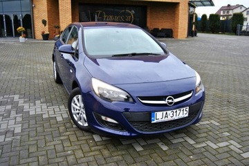 Opel Astra J Hatchback 5d Facelifting 1.4 87KM 2013 Opel Astra Niski przebieg, oryginał lakier