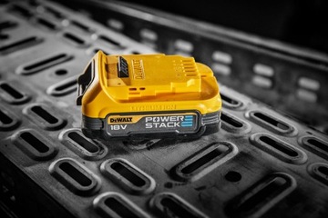 АККУМУЛЯТОР DEWALT POWERSTACK 18 В 1,7 Ач DCBP034