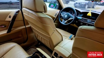 BMW Seria 5 E60 Sedan 2.5 523i 177KM 2006 BMW Seria 5 2,5 benzyna 2.5 Benzyna 177KM, zdjęcie 34