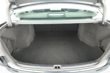 Toyota Avensis III Sedan 1.8 Valvematic 147KM 2011 Toyota Avensis 1.8 Valvematic, Salon Polska, Klima, zdjęcie 10