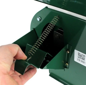 Мельница для зерна и корнеплодов Bosch BFS 4200 (4,2 кВт, 230 кг/ч)