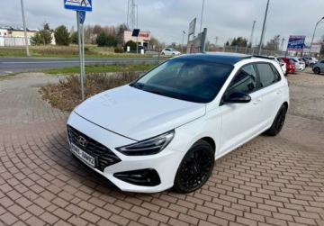 Hyundai i30 III Hatchback Facelifting 1.5 DPI 110KM 2020 Hyundai i30 1.5i PANORAMA Dach FULL LED 43.000 km 1.5 Benzyna 110KM