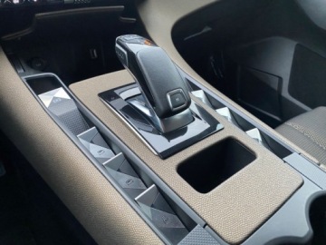  DS Automobiles DS 7 Crossback AUTOMAT LEDY NAWIGACJA KLIMATRONIC KAMERA TE, zdjęcie 9