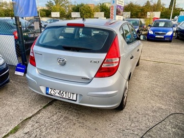 Hyundai i30 I Hatchback 1.6 CRDi 90KM 2009 Hyundai i30 Zarejstrowaney nowe sprzeglo 1.6 Diesel 90KM, zdjęcie 6