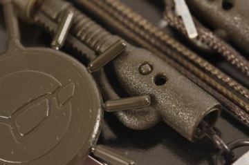 Korda Leadcore Hybrid Зажимы для поводков QC Swivel Weed 3шт.