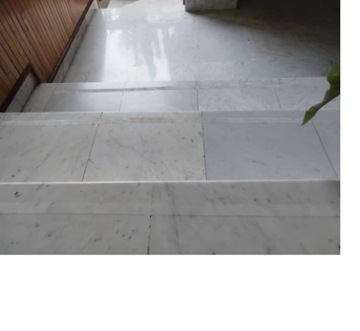 TAŚMA ANTYPOŚLIZGOWA BEZBARWNA 50mm 18m transparent PRZEZROCZYSTA