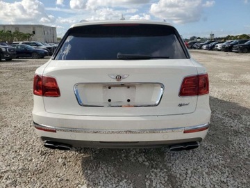 Bentley Bentayga 2020 Bentley Bentayga 2020 3.0l 3.0 Hybryda 443KM, zdjęcie 2