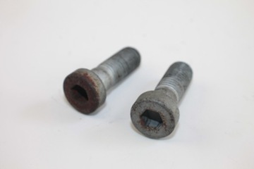 MOTO GUZZI V7 ŚRUBY ZACISKU