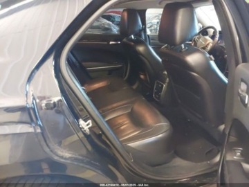 Chrysler 300C II 2019 Chrysler 300 Limited 2019 3.6l 3.6 Benzyna 292KM, zdjęcie 12