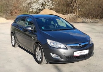 Opel Astra J Sports Tourer 1.7 CDTI ECOTEC 110KM 2012 Opel Astra 1,7 Cdti Alufelgi Klima El szyby Po oplatach z Niemiec, zdjęcie 24