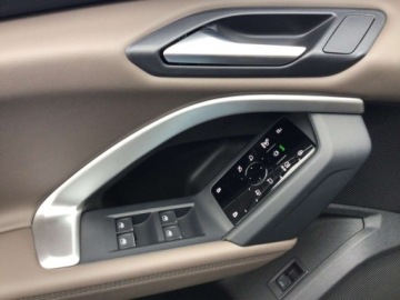 Audi 2025 AUDI Q5 TFSI quattro S line Sportback Suv 2.0 (204KM) 2025, zdjęcie 10