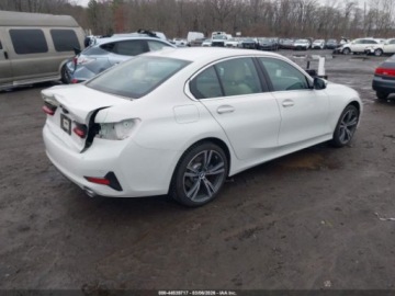 BMW Seria 3 G20-G21 2022 BMW Seria 3 330i xDrive 2022 2.0 Benzyna 255KM, zdjęcie 5
