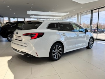 Toyota Corolla XII TS Kombi Facelifting 2.0 Hybrid Dynamic Force 196KM 2022 Toyota Corolla Comfort + Tech + Style / Kamera cof, zdjęcie 3