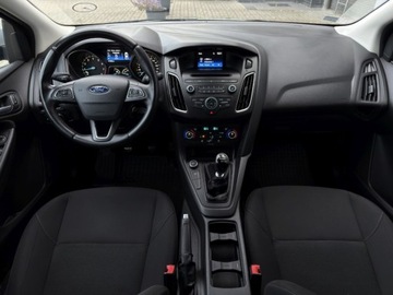 Ford Focus III Sedan Facelifting 1.0 EcoBoost 125KM 2016 Ford Focus 1.0 B 125 KM Salon PL Alu PDC Climatronic Gwarancja SSU, zdjęcie 5