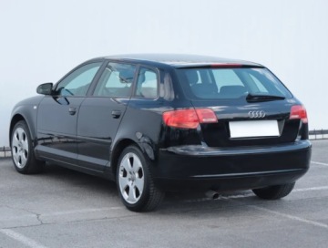 Audi A3 8P Hatchback 3d 1.6 102KM 2006 Audi A3 1.6, GAZ, Klima, Klimatronic, Tempomat,ALU, zdjęcie 3