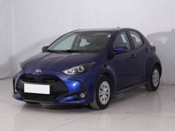 Toyota Yaris IV Hatchback 1.5 Dynamic Force 125KM 2021 Toyota Yaris 1.5 VVT-i, Salon Polska, Serwis ASO, zdjęcie 1