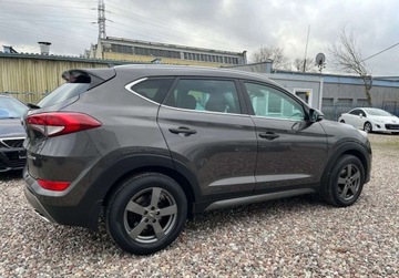 Hyundai Tucson III SUV 2.0 CRDI 136KM 2016 Hyundai Tucson kamera, nawigacja, hak, serwisowany 2.0 Diesel 136KM, zdjęcie 2