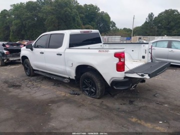 Chevrolet Silverado II 2024 Chevrolet Silverado 1500 Short Bed Custom Trail Boss 2024 5.3l 5.3 Benzyna, zdjęcie 3