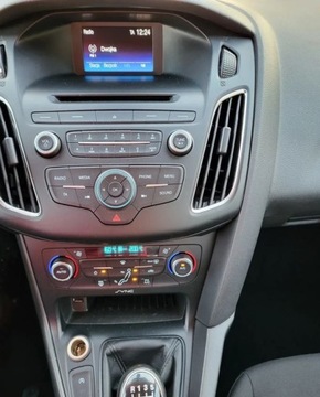 Ford Focus III Kombi Facelifting 1.0 EcoBoost 125KM 2017 Ford Focus Benzyna 125KM, zdjęcie 9