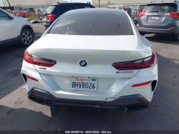 BMW Seria 8 II 2022 BMW Seria 8 m850i Gran Coupe, 2022r., 4x4, 4.4L, zdjęcie 7