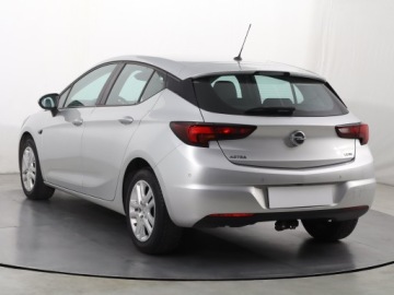 Opel Astra J GTC 1.6 CDTI Ecotec 110KM 2017 Opel Astra 1.6 CDTI, Salon Polska, Serwis ASO, zdjęcie 3