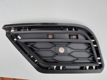 VW T-ROC 17- KRATKA ATRAPA ZASLEPKA TYŁ NOWA ORG.
