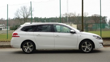 Peugeot 308 II SW 1.2 PureTech 130KM 2015 308 .. Panorama .. Ledy .. Nawigacja .. Kamera .. 2 x PDC .. Klimatronik ., zdjęcie 36