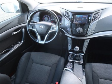 Hyundai i40 Sedan 1.7 CRDi 115KM 2012 Hyundai i40 1.7 CRDI, Klima, Tempomat, Parktronic, zdjęcie 6