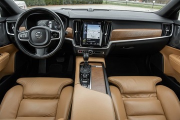 Volvo V90 II Kombi 2.0 D5 235KM 2017 V90 D5 235PS Inscription AWD Full Bowers Panorama 360c ACC HU 4x klima, zdjęcie 5