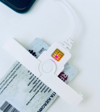 Считыватель карт водителя | USB-C | складной с кабелем | + Брелок
