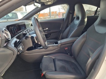 Mercedes CLA C118/X118 Coupe Facelifting 1.3 200 163KM 2024 Mercedes-Benz CLA 200 AMG Line / Kamery 360 / Mult, zdjęcie 11