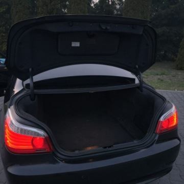 BMW Seria 5 E60 Touring 520 i 170KM 2008 BMW 520 Seria 5 520i Edition Sport 170KM Manual, zdjęcie 19