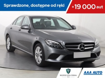 Mercedes Klasa C W205 Limuzyna 180 156KM 2018 Mercedes C C 180, Salon Polska, Serwis ASO