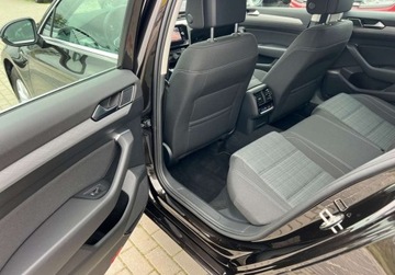 Volkswagen Passat B8 Limousine Facelifting 2.0 TDI SCR 150KM 2020 Volkswagen Passat 2.0TDI 150KM FulLed Navi Kamera Carplay AluZima Oryginal, zdjęcie 8
