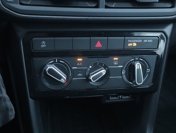 Volkswagen T-Cross SUV 1.0 TSI 115KM 2019 VW T-Cross 1.0 TSI, Salon Polska, Klima, zdjęcie 12