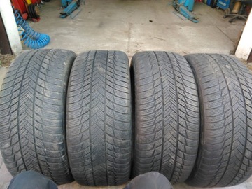 4x Bridgestone Blizzak LM001 275/45 R20 5,5-6,5mm
