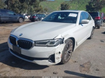 BMW Seria 5 G30-G31 2022 BMW Seria 5 540i 2022 3.0 Benzyna 335KM, zdjęcie 1