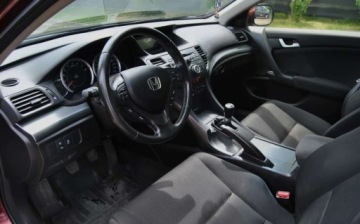 Honda Accord VIII Kombi 2.0 VTEC 156KM 2014 Honda Accord GWARANCJA, 2014r, 2.0 Benzyna, Bogate wyposazenie, Ladnie utr, zdjęcie 4