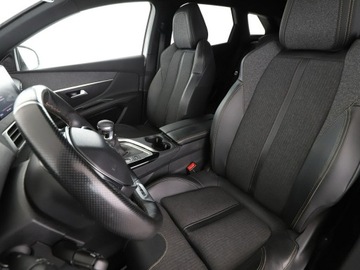 Peugeot 3008 II Crossover 1.2 PureTech 130KM 2018 Peugeot 3008 full LED półskóra navi el. fotele, zdjęcie 8