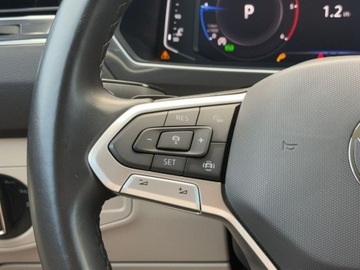 Volkswagen Tiguan II SUV Facelifting 2.0 TDI 150KM 2023 Volkswagen Tiguan 2.0 TDI 150KM,SCR Elegance DSG, Gwarancja, Serwis ASO,FV, zdjęcie 12