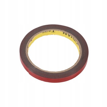 Универсальный задний спойлер.