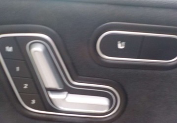 Mercedes Klasa A W177/V177 Hatchback Plug-In 1.3 250e 218KM 2020 Mercedes-Benz Klasa A PLUG-IN Okazja 1.3 Hybryda Plug-in 218KM, zdjęcie 26