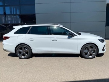 Cupra Leon II Sportstourer Facelifting 1.5 eTSI MHEV 150KM 2025 CUPRA Leon 1.5 eTSI mHEV DSG Combi 150KM 2025, zdjęcie 3