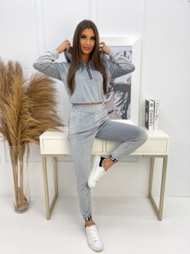 WE325 размер L/XL МОДНЫЙ ВЕЛЮРОВЫЙ СПОРТИВНЫЙ КОМПЛЕКТ