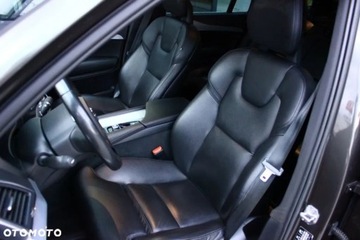 Volvo XC90 II SUV 2.0 D4 190KM 2018 Volvo XC 90 Volvo XC 90 D4 Geartronic Momentum 2.0 Diesel 190KM, zdjęcie 16