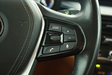 BMW Seria 5 G30-G31 Touring 530d 265KM 2018 BMW 5 530d, 261 KM, Automat, Skóra, Navi, Klima, zdjęcie 15