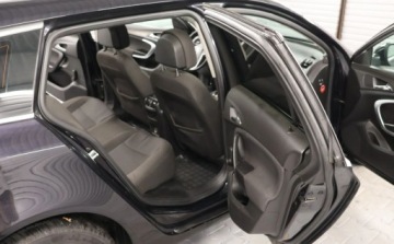 Opel Insignia I Sports Tourer 2.0 CDTI ECOTEC 110KM 2009 Opel Insignia Panorama, Multifunkcja, Tempomat, Komputer, Climatronic, Zad, zdjęcie 11