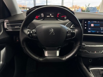 Peugeot 308 II SW Facelifting 1.5 BlueHDI 130KM 2021 Peugeot 308 Active Pack / CarPlay/Android Auto / K, zdjęcie 13