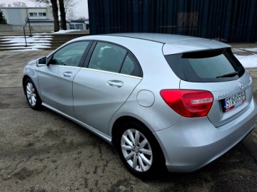 Mercedes Klasa A W176 Hatchback 5d 1.6 180 BlueEFFICIENCY 122KM 2014 Mercedes A180 Aklasa bdb stan, zdjęcie 8